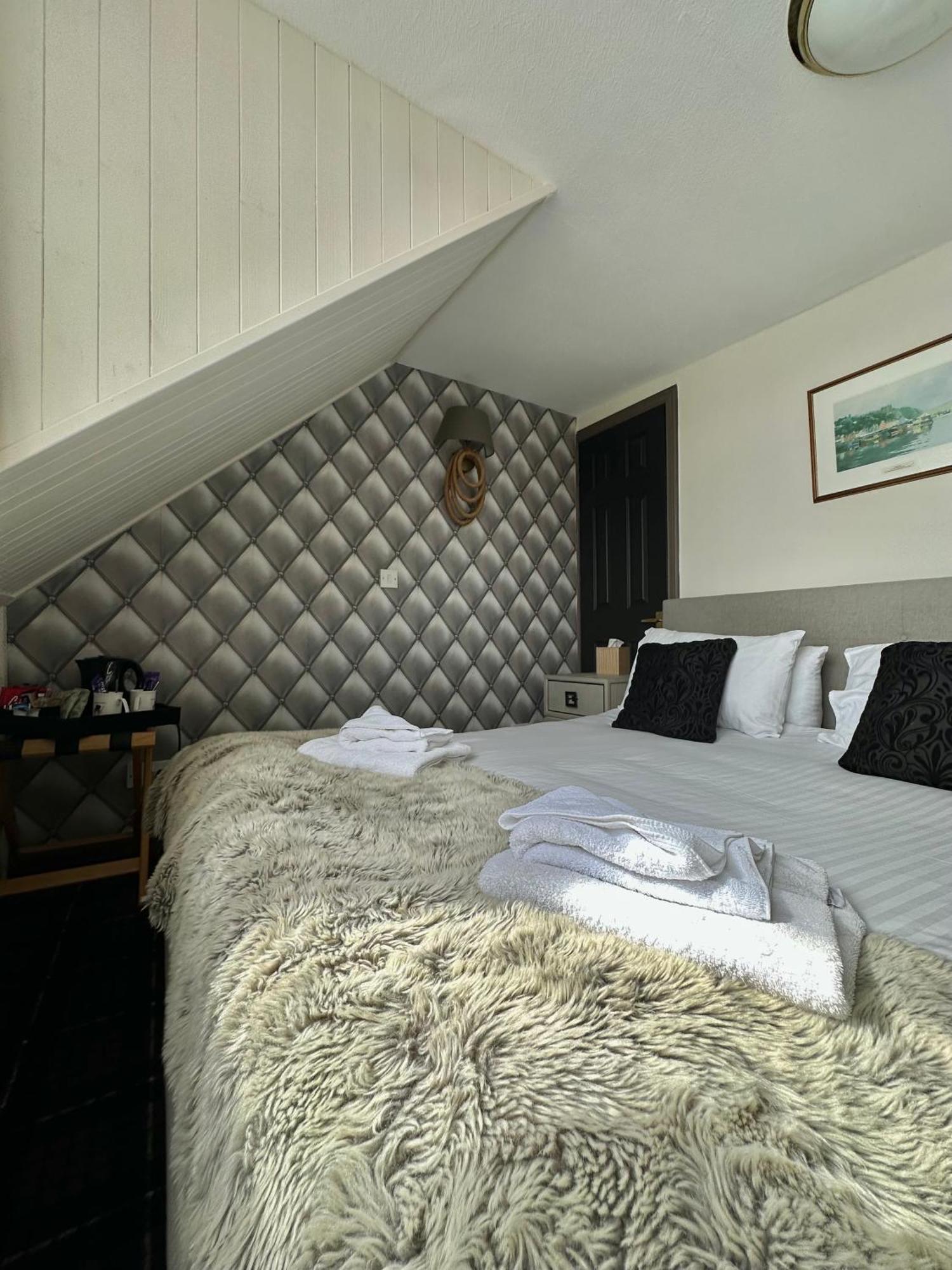 The Tobermory Hotel ภายนอก รูปภาพ