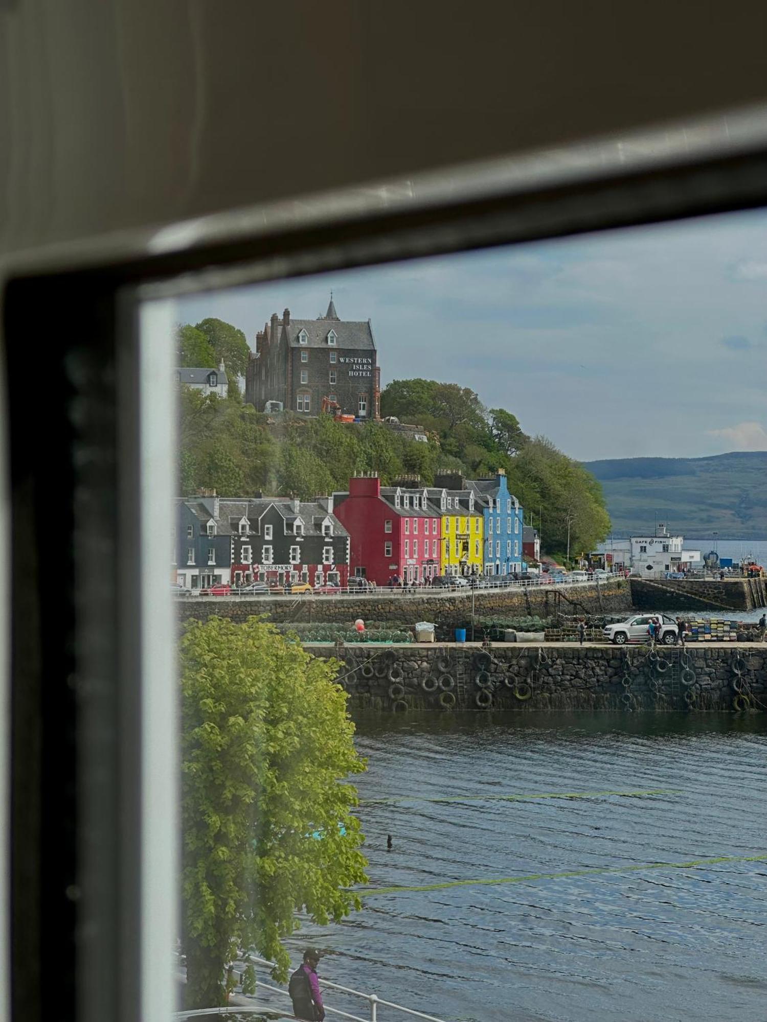 The Tobermory Hotel ภายนอก รูปภาพ