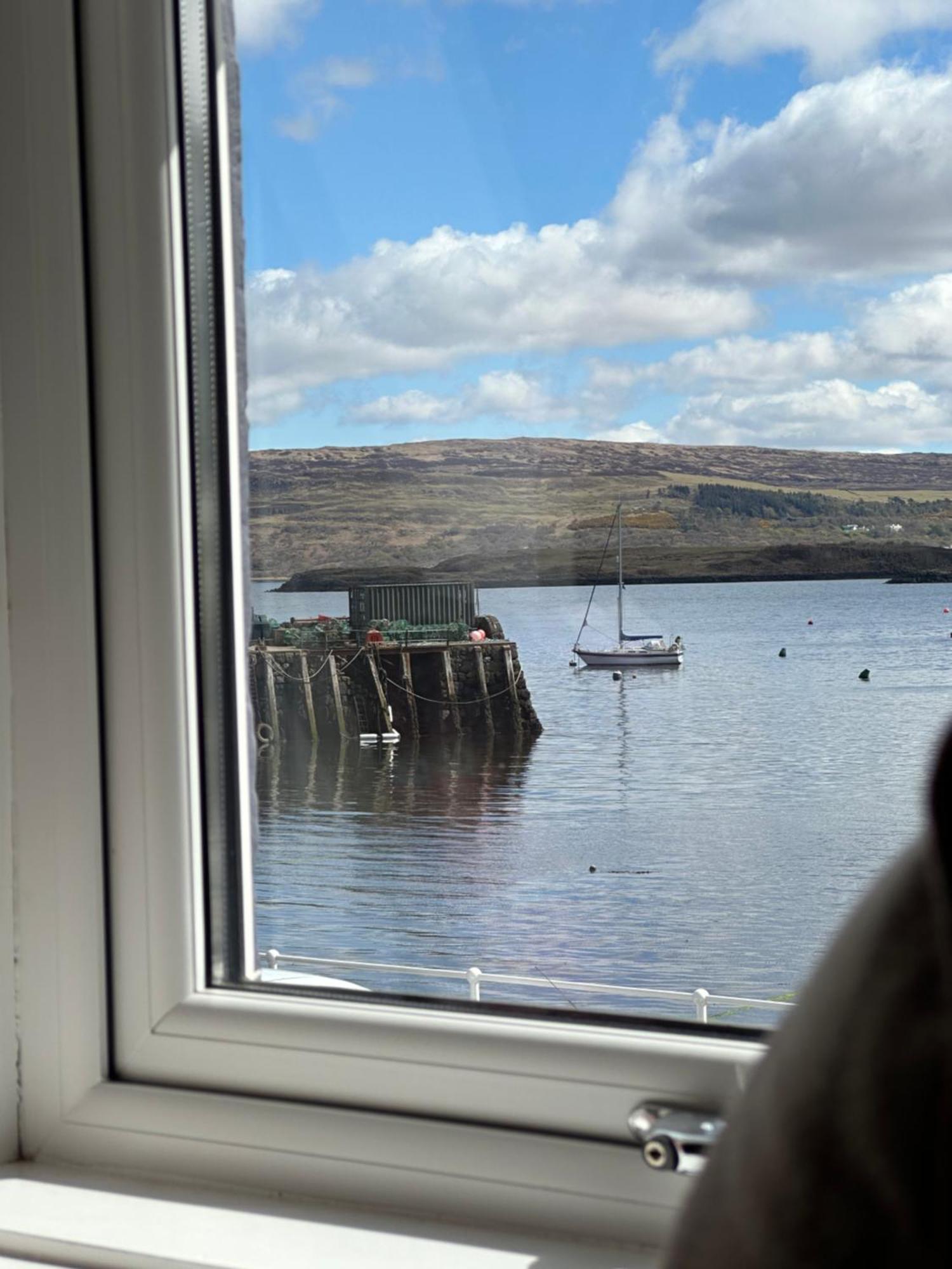 The Tobermory Hotel ภายนอก รูปภาพ