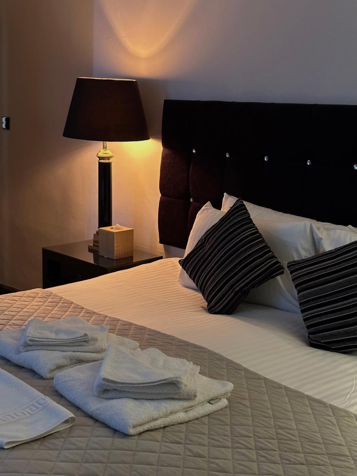 The Tobermory Hotel ภายนอก รูปภาพ